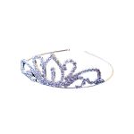 Tiara metal plateada un